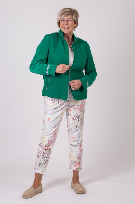 Afbeelding van Dessin pantalon van het merk Robell met zomerse print