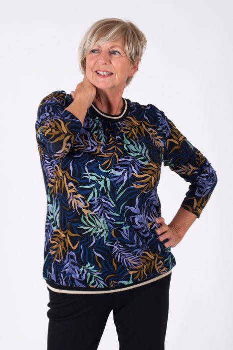 Afbeelding van Blouson van het merk Mindset met een blad patroon.